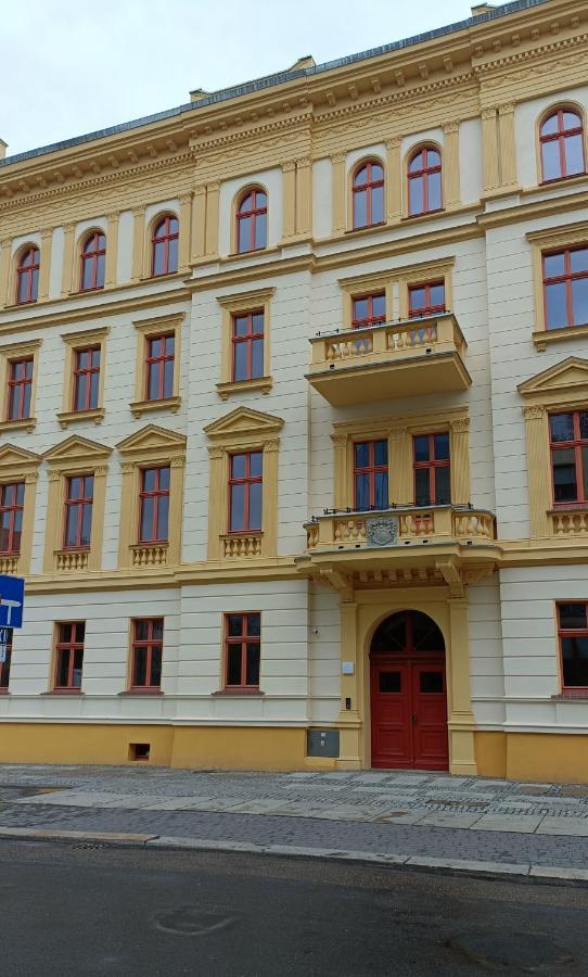 Park Rezydencja Legnica Bagian luar foto